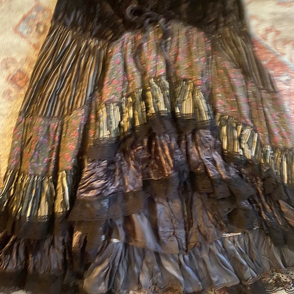 Beautiful patchwork hi low ruffle  skirt - Picture 3 of 4